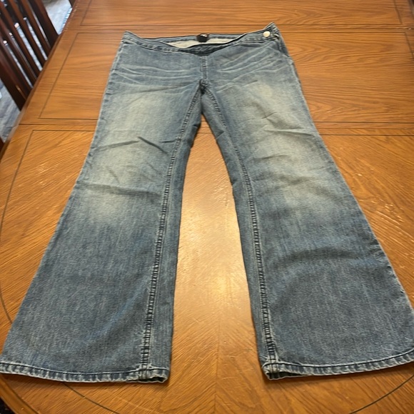 Urban Outfitters Denim - Y2K vintage low rise flat front bootcut jeans BDG Urban Outfitters 30 31” inseam